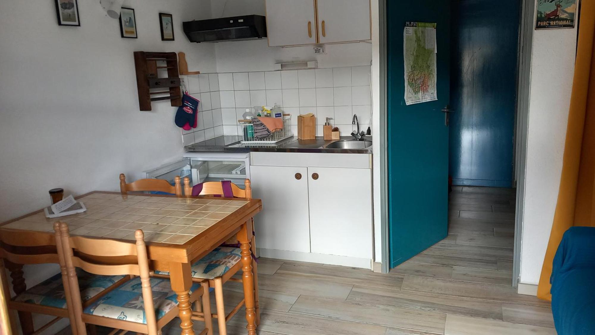 Joli studio avec balcon donnant sur la montagne Sainte-Marie-de-Campan Esterno foto